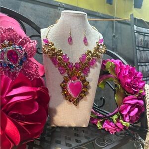 Elegant Pink and Gold Necklace Set